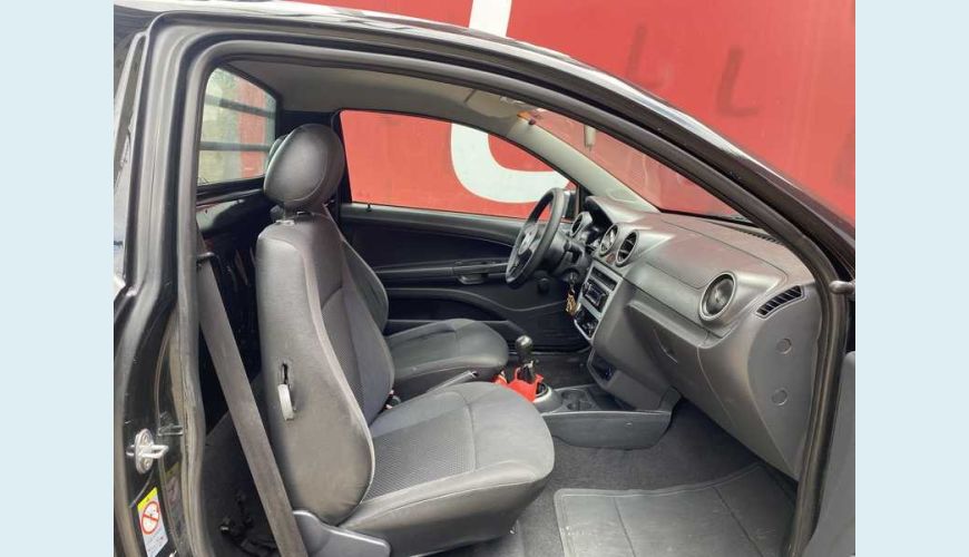 VOLKSWAGEN VOLKSWAGEN SAVEIRO STARTLINE CS 1.6 FLEX MANUAL 2P - PRETO - 2016 Foto 8 (Grande)