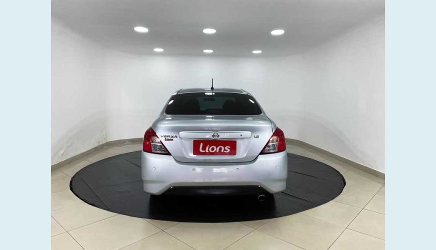 NISSAN VERSA UNIQUE 1.6 16V FLEX MANUAL 4P - PRATA - 2016 Foto 8 (Grande)