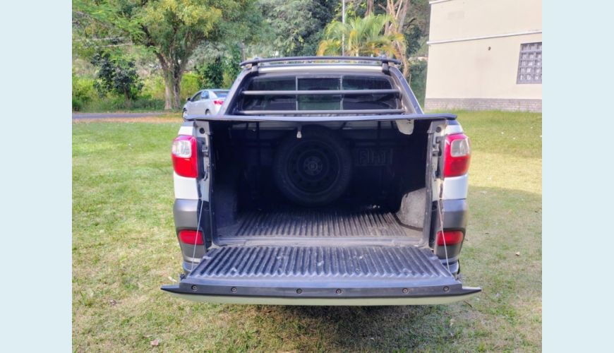 FIAT STRADA STRADA FLEX MANUAL 3P - BRANCO - 2018 Foto 8 (Grande)