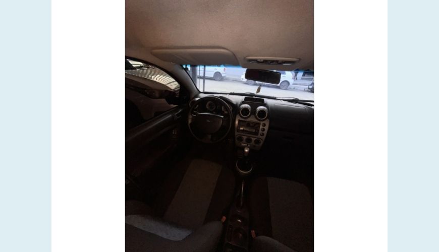 FORD FIESTA FLEX MANUAL 4P - PRATA - 2011 Foto 8 (Grande)