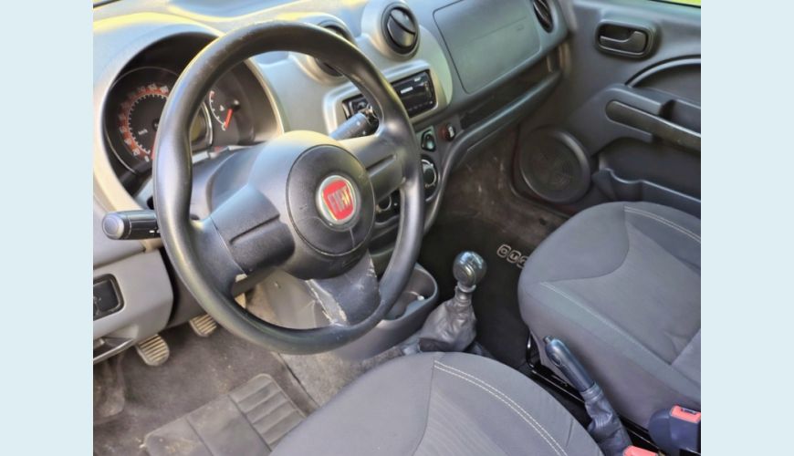 FIAT UNO FLEX MANUAL 5P - VERMELHO - 2014 Foto 8 (Grande)