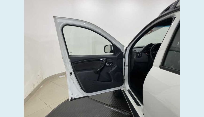 RENAULT RENAULT DUSTER OROCH DYNAMIQUE 2.0 16V FLEX AUT. 4P - BRANCO - 2020 Foto 8 (Grande)
