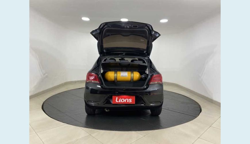 CHEVROLET CHEVROLET ONIX 1.0 FLEX MANUAL 4P - PRETO - 2020 Foto 8 (Grande)
