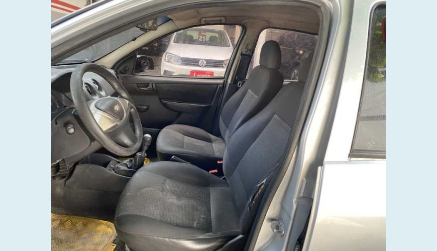 CHEVROLET CELTA LT 1.0 FLEX MANUAL 4P - PRATA - 2012 Foto 8 (Grande)