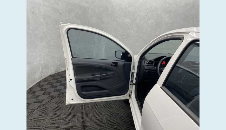 VOLKSWAGEN VOYAGE 1.0 MPI FLEX MANUAL 4P - BRANCO - 2023 Foto 8 (Grande)