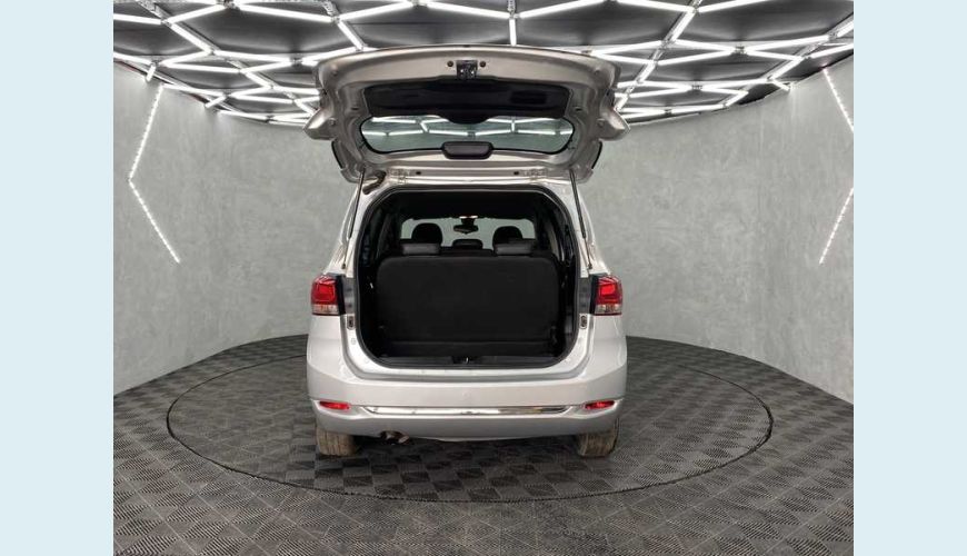 CHEVROLET SPIN PREMIER 7S 1.8 FLEX AUT. 4P - PRATA - 2022 Foto 8 (Grande)