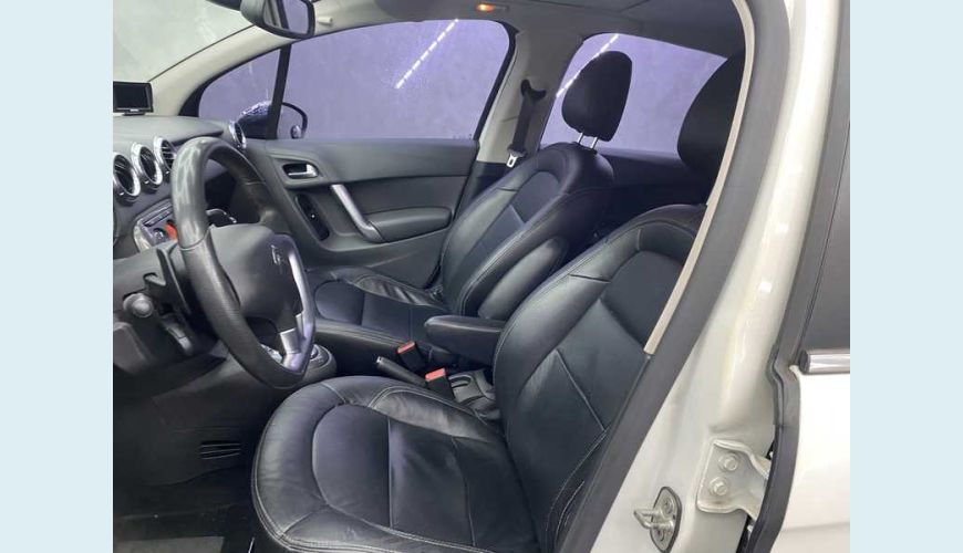 CITROËN C3 PICASSO EXCLUSIVE 1.6 VTI 120 FLEX AUT. 4P - BRANCO - 2015 Foto 8 (Grande)