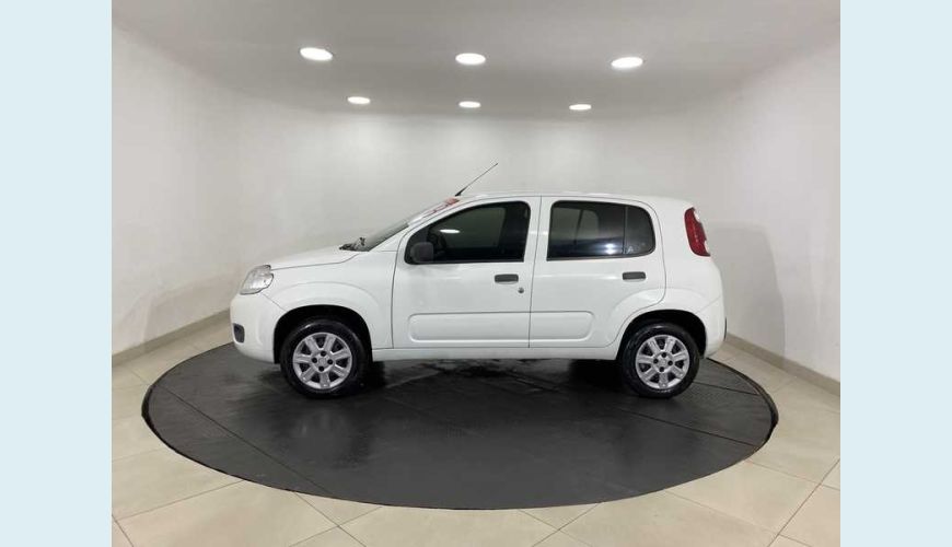 FIAT UNO VIVACE 1.0 8V FLEX MANUAL 4P - BRANCO - 2013 Foto 8 (Grande)