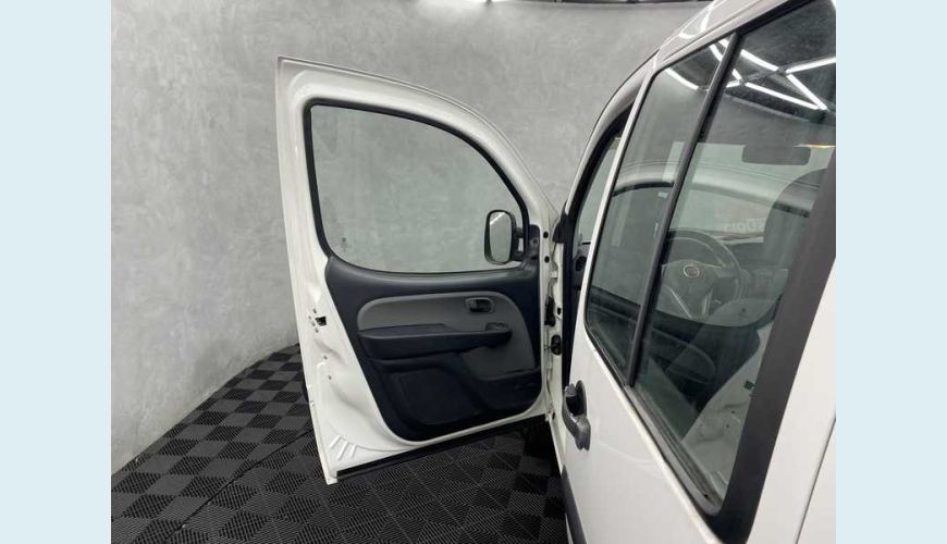 FIAT FIAT DOBLO ESSENCE 1.8 16V FLEX MANUAL 4P - BRANCO - 2020 Foto 8 (Grande)