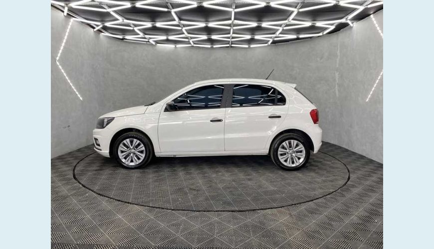 VOLKSWAGEN GOL 1.6 FLEX MANUAL 4P - BRANCO - 2021 Foto 8 (Grande)