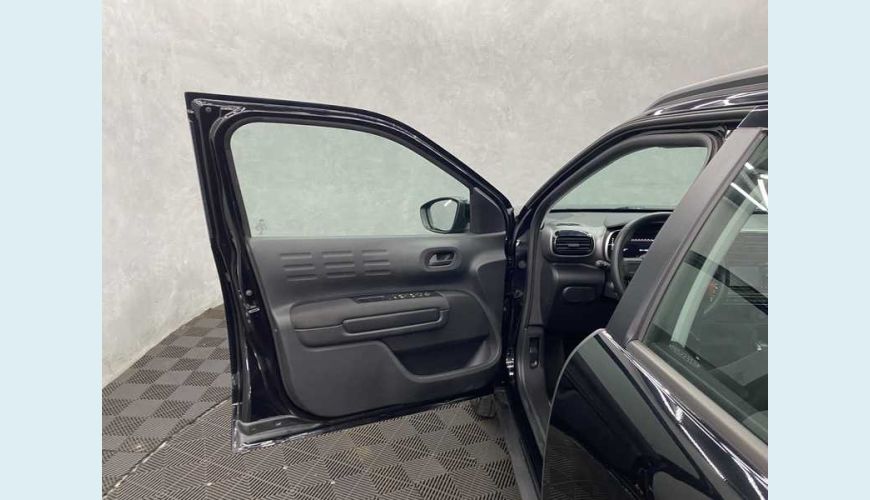 CITROËN C4 CACTUS 1.6 FEEL AUT. FLEX - PRETO - 2023 Foto 8 (Grande)