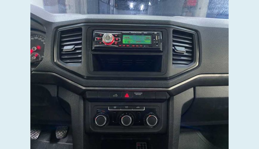 VOLKSWAGEN AMAROK S 4X4 TDI CD 2.0 DIESEL AUT. 4P - BRANCO - 2018 Foto 8 (Grande)