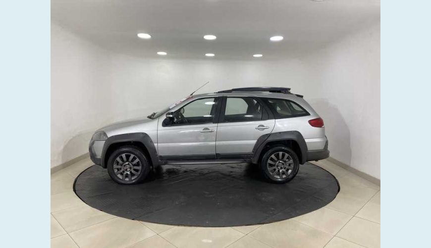 FIAT FIAT PALIO WEEKEND ADVENTURE LOCKER 1.8 8V FLEX MANUAL 4P - PRATA - 2018 Foto 8 (Grande)