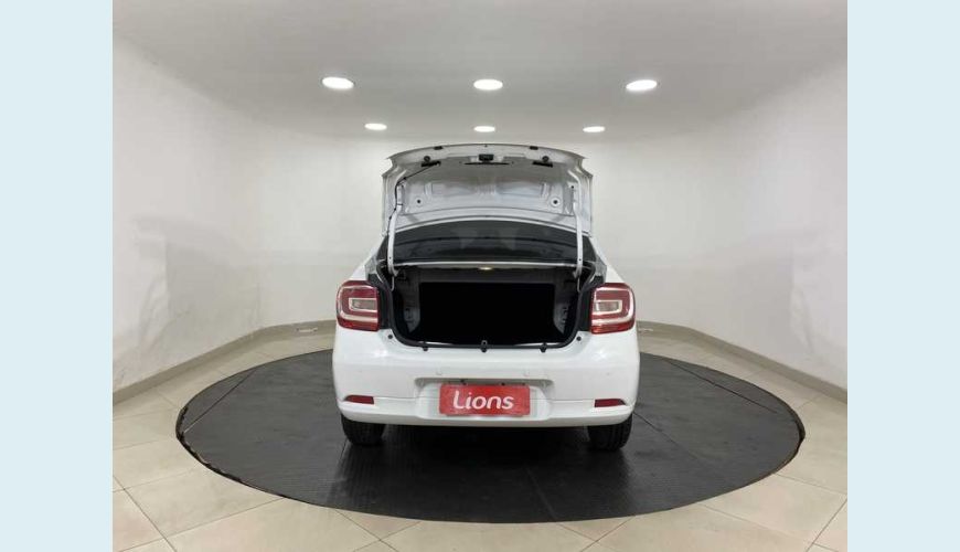 RENAULT LOGAN DYNAMIQUE 1.6 8V FLEX MANUAL 4P - BRANCO - 2015 Foto 8 (Grande)