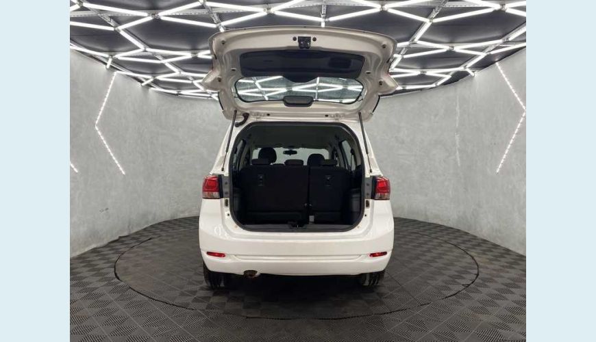CHEVROLET SPIN LS 1.8 FLEX MANUAL 4P - BRANCO - 2022 Foto 8 (Grande)