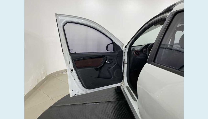 RENAULT SANDERO STEPWAY 1.6 16V FLEX AUT. 4P - BRANCO - 2014 Foto 8 (Grande)