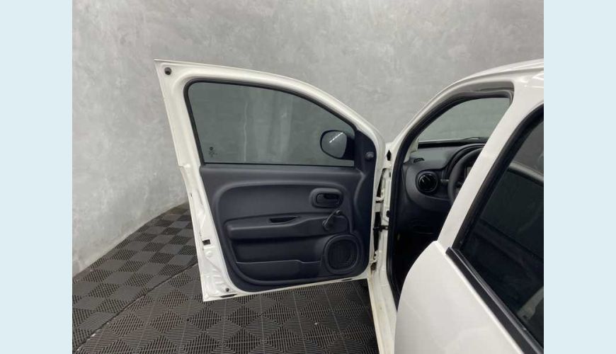 FIAT MOBI EASY 1.0 FLEX MANUAL 4P - BRANCO - 2021 Foto 8 (Grande)