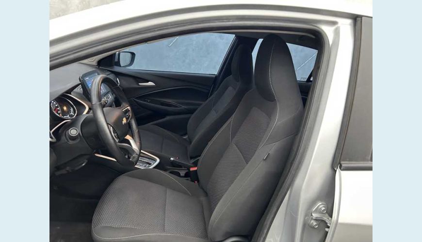 CHEVROLET ONIX PLUS LTZ 1.0 TURBO FLEX AUT. 4P - PRATA - 2023 Foto 8 (Grande)