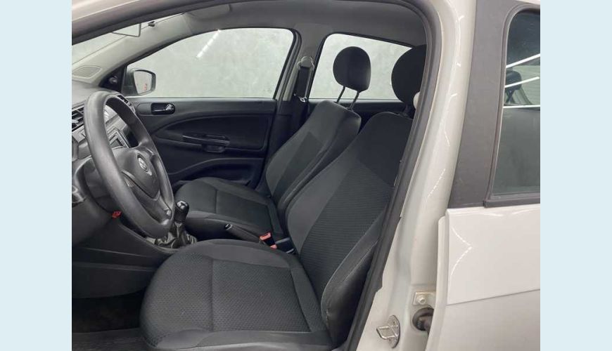 VOLKSWAGEN GOL 1.0 12V FLEX MANUAL 4P - BRANCO - 2021 Foto 8 (Grande)