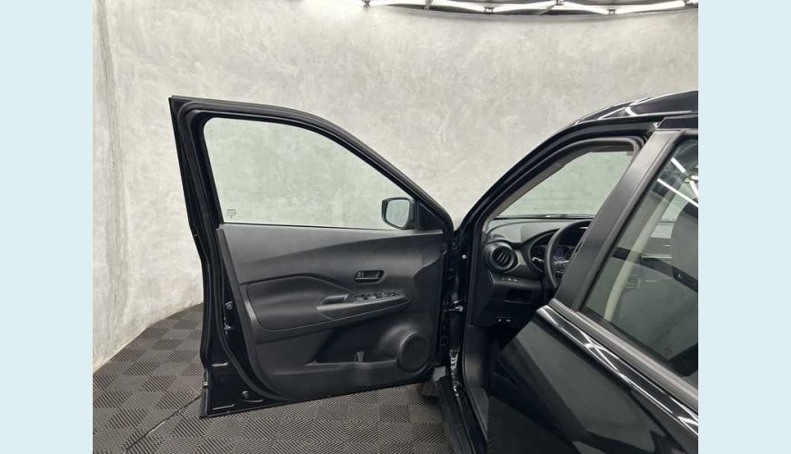 NISSAN KICKS ACTIVE 1.6 FLEX AUT. 4P - PRETO - 2024 Foto 8 (Grande)