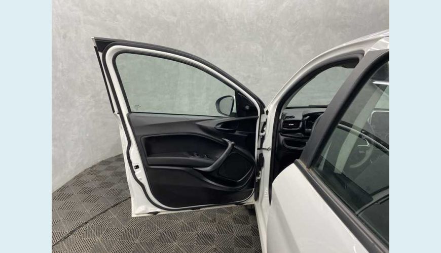 FIAT CRONOS DRIVE 1.3 FLEX MANUAL 4P - BRANCO - 2022 Foto 8 (Grande)
