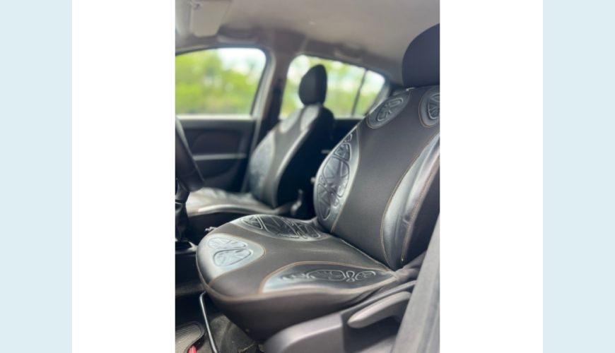 RENAULT SANDERO FLEX MANUAL 4P - BRANCO - 2015 Foto 8 (Grande)