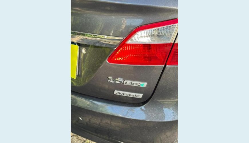 HYUNDAI HYUNDAI HB20S PREMIUM 1.6 16V FLEX AUT. 4P - CINZA - 2014 Foto 8 (Grande)