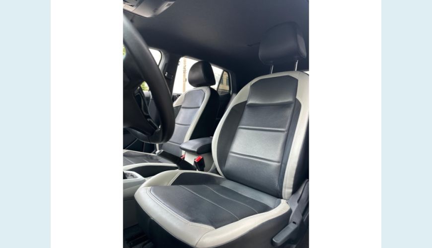 VOLKSWAGEN VOLKSWAGEN T-CROSS FLEX MANUAL 4P - BRANCO - 2021 Foto 8 (Grande)