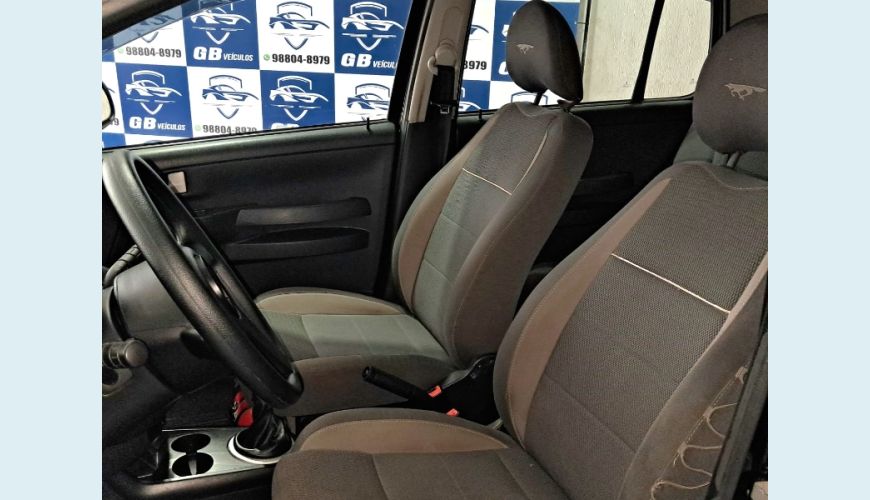 VOLKSWAGEN CROSSFOX 1.6 8V FLEX MANUAL 4P - PRETO - 2008 Foto 8 (Grande)