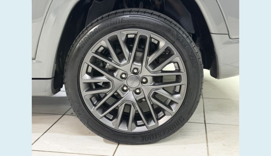 JEEP JEEP COMPASS FLEX AUT. 4P - CINZA - 2023 Foto 8 (Grande)