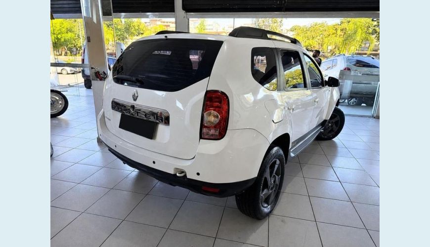 RENAULT DUSTER E 1.6 FLEX MANUAL 4P - BRANCO - 2015 Foto 8 (Grande)