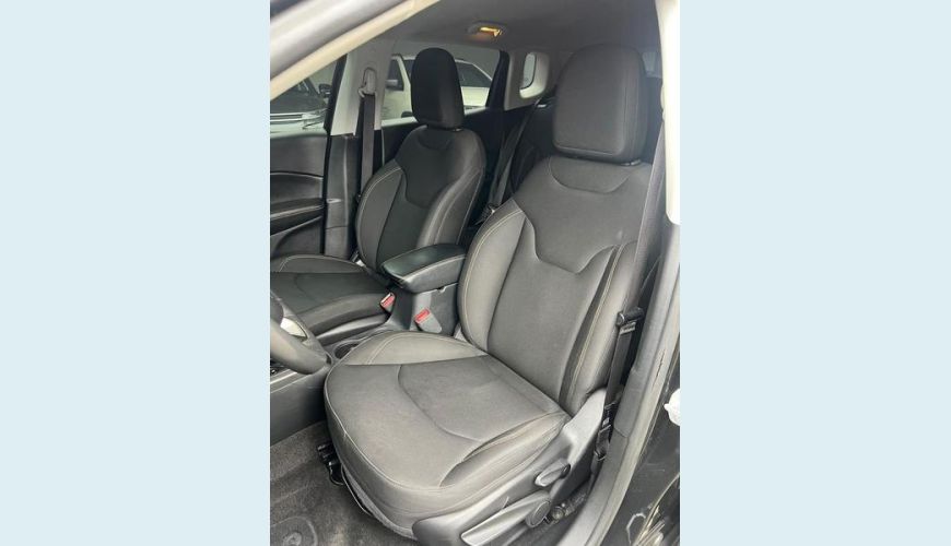 JEEP COMPASS LONGITUDE F - PRETO - 2017 Foto 8 (Grande)