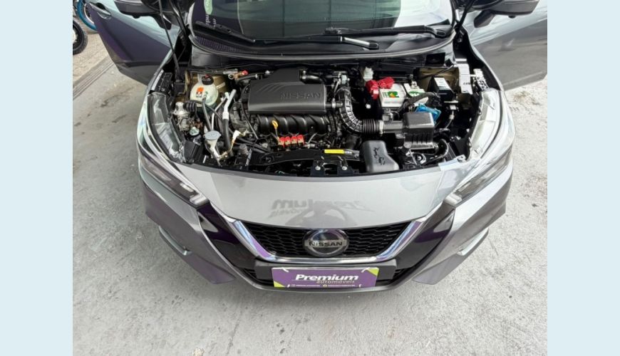 NISSAN VERSA - CINZA - 2022 Foto 8 (Grande)