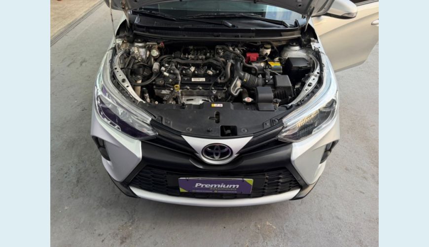 TOYOTA YARIS - PRATA - 2021 Foto 8 (Grande)