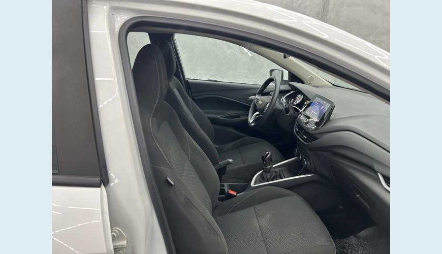 CHEVROLET ONIX PLUS LT 1.0 - BRANCO - 2024 Foto 8 (Grande)