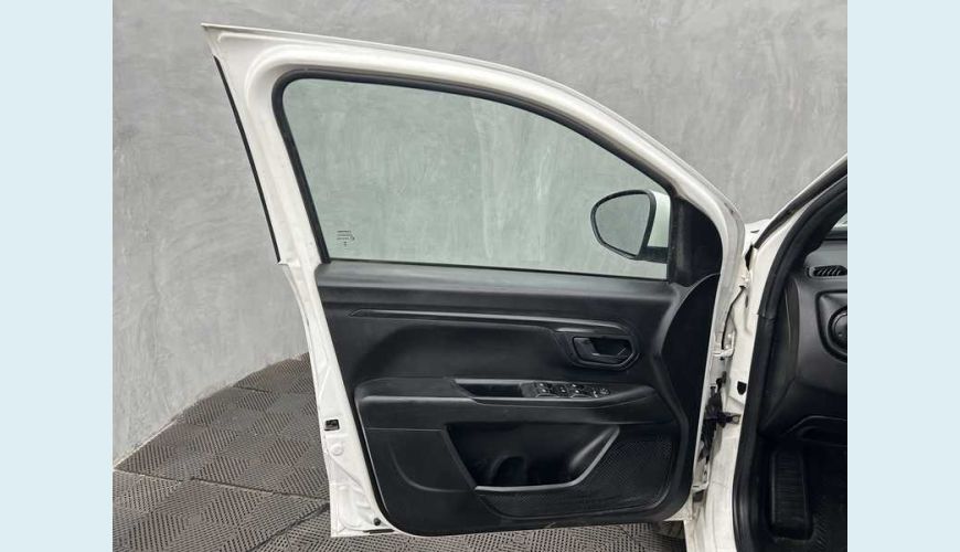 FIAT STRADA FREEDOM 1.3 FLEX 8V CD - BRANCO - 2025 Foto 8 (Grande)