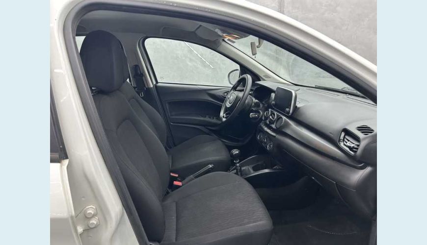 FIAT CRONOS DRIVE 1.0 (FLEX) MT - BRANCO - 2023 Foto 8 (Grande)