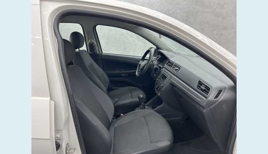 VOLKSWAGEN VOYAGE 1.0 MPI (FLEX) - BRANCO - 2023 Foto 8 (Grande)