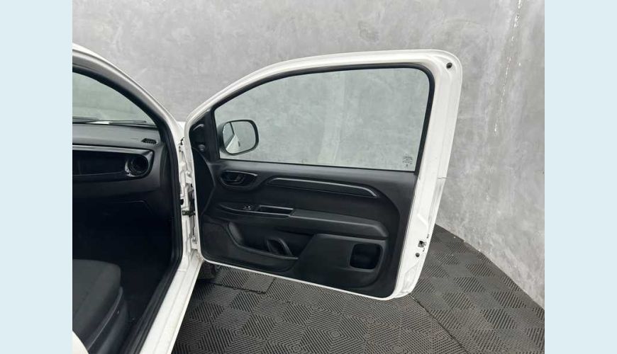 FIAT FIORINO 1.4 ENDURANCE (FLEX) - BRANCO - 2024 Foto 8 (Grande)