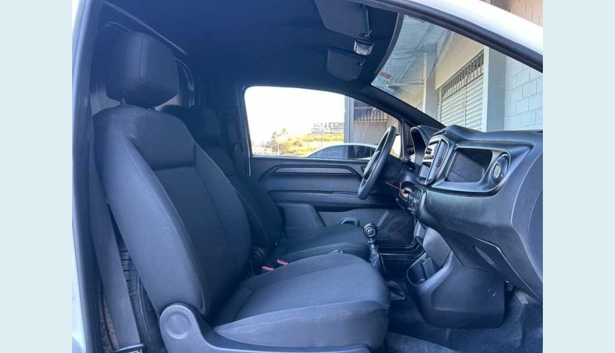 FIAT FIORINO 1.4 ENDURANCE (FLEX) - BRANCO - 2025 Foto 8 (Grande)