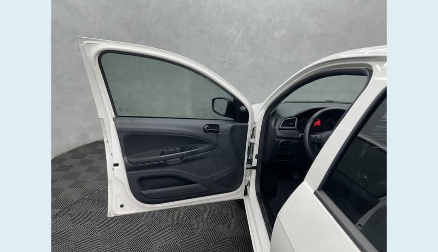 VOLKSWAGEN VOYAGE 1.0 MPI (FLEX) - BRANCO - 2023 Foto 8 (Grande)