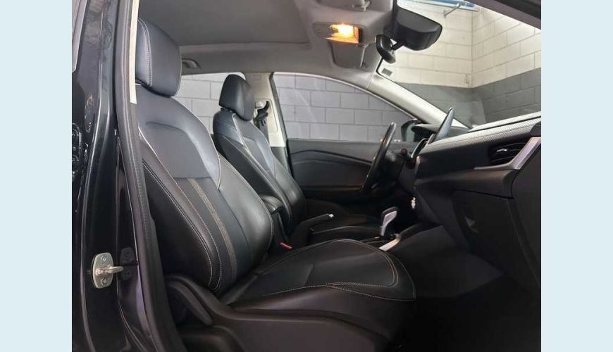 CHEVROLET TRACKER PREMIER 1.2 TURBO (AUT.) - PRETO - 2024 Foto 8 (Grande)