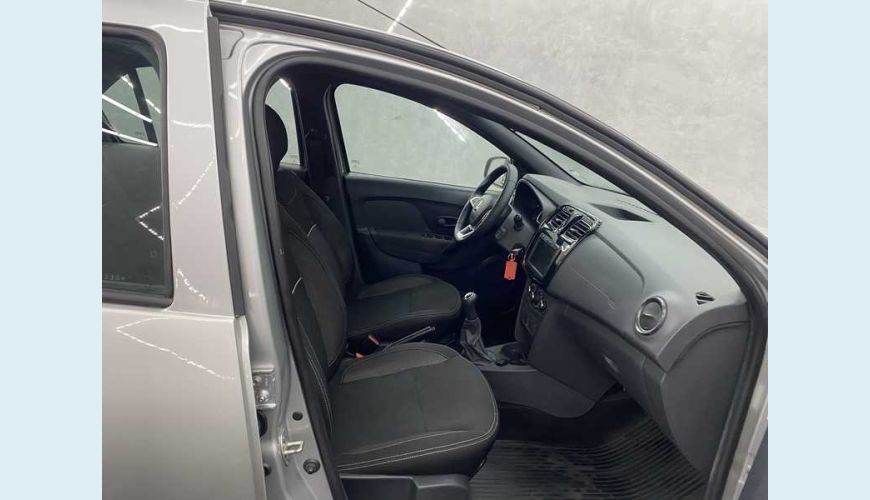 RENAULT LOGAN ZEN 1.0 12V SCE (FLEX) - PRATA - 2023 Foto 8 (Grande)