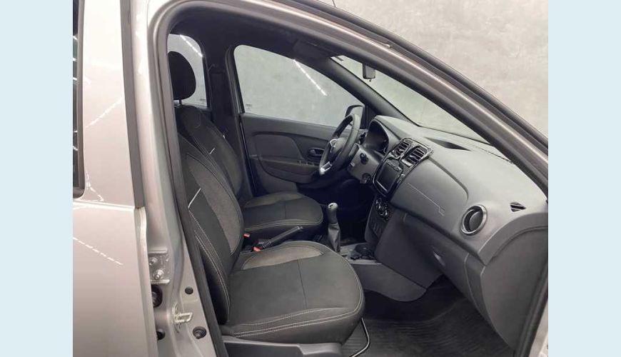 RENAULT LOGAN ZEN 1.0 12V SCE (FLEX) - PRATA - 2022 Foto 8 (Grande)