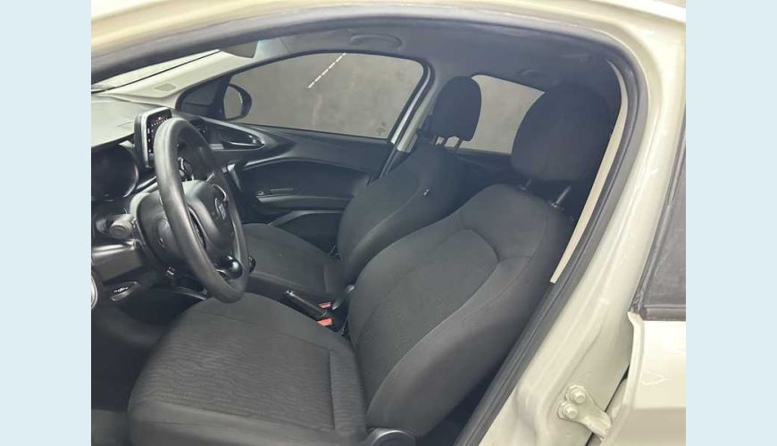 FIAT CRONOS DRIVE 1.3 S-DESIGN (FLEX) - BRANCO - 2022 Foto 8 (Grande)