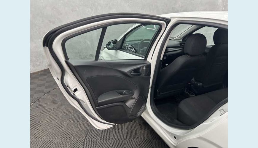 FIAT CRONOS DRIVE 1.3 - BRANCO - 2024 Foto 8 (Grande)