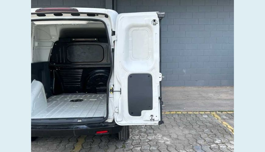 FIAT FIORINO 1.4 ENDURANCE (FLEX) - BRANCO - 2023 Foto 8 (Grande)