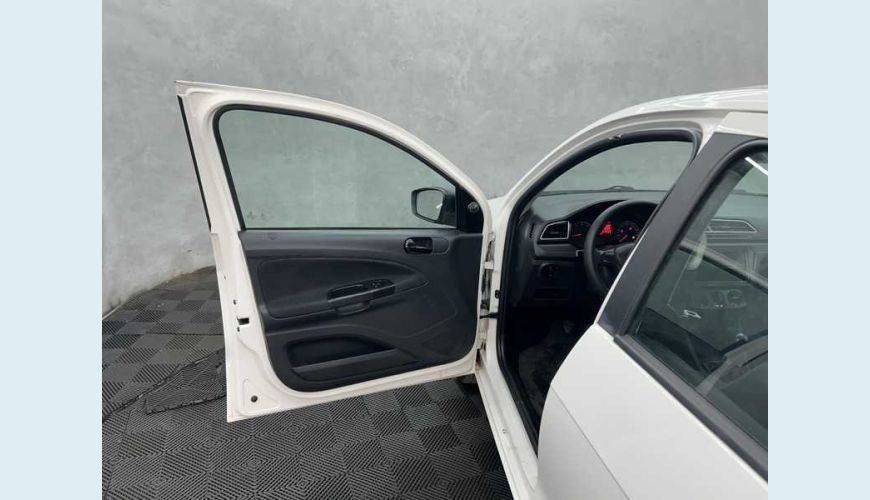 VOLKSWAGEN GOL 1.0 12V (FLEX) - BRANCO - 2022 Foto 8 (Grande)