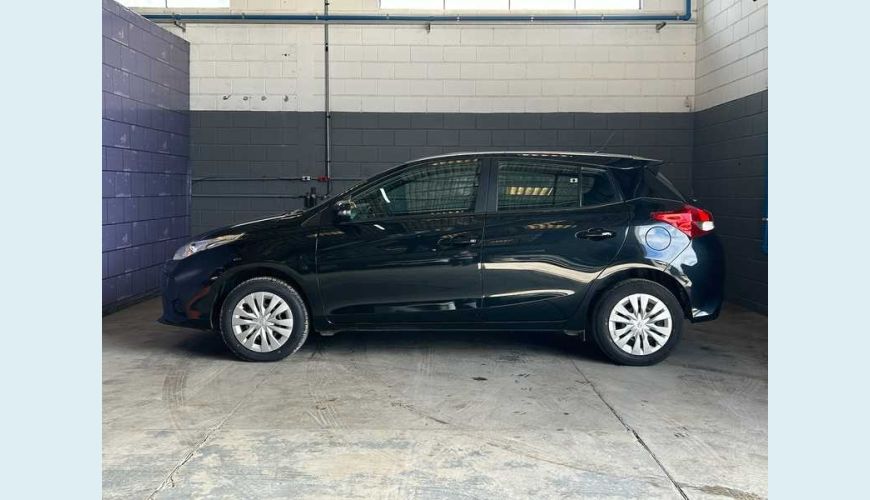 TOYOTA YARIS XL 1.5 (FLEX) (AUT) - PRETO - 2025 Foto 8 (Grande)