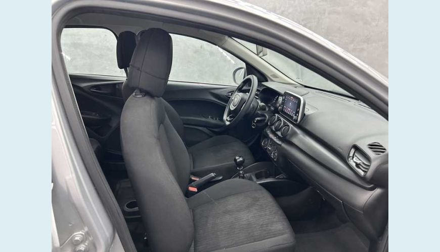 FIAT CRONOS DRIVE 1.0 (FLEX) MT - PRATA - 2023 Foto 8 (Grande)